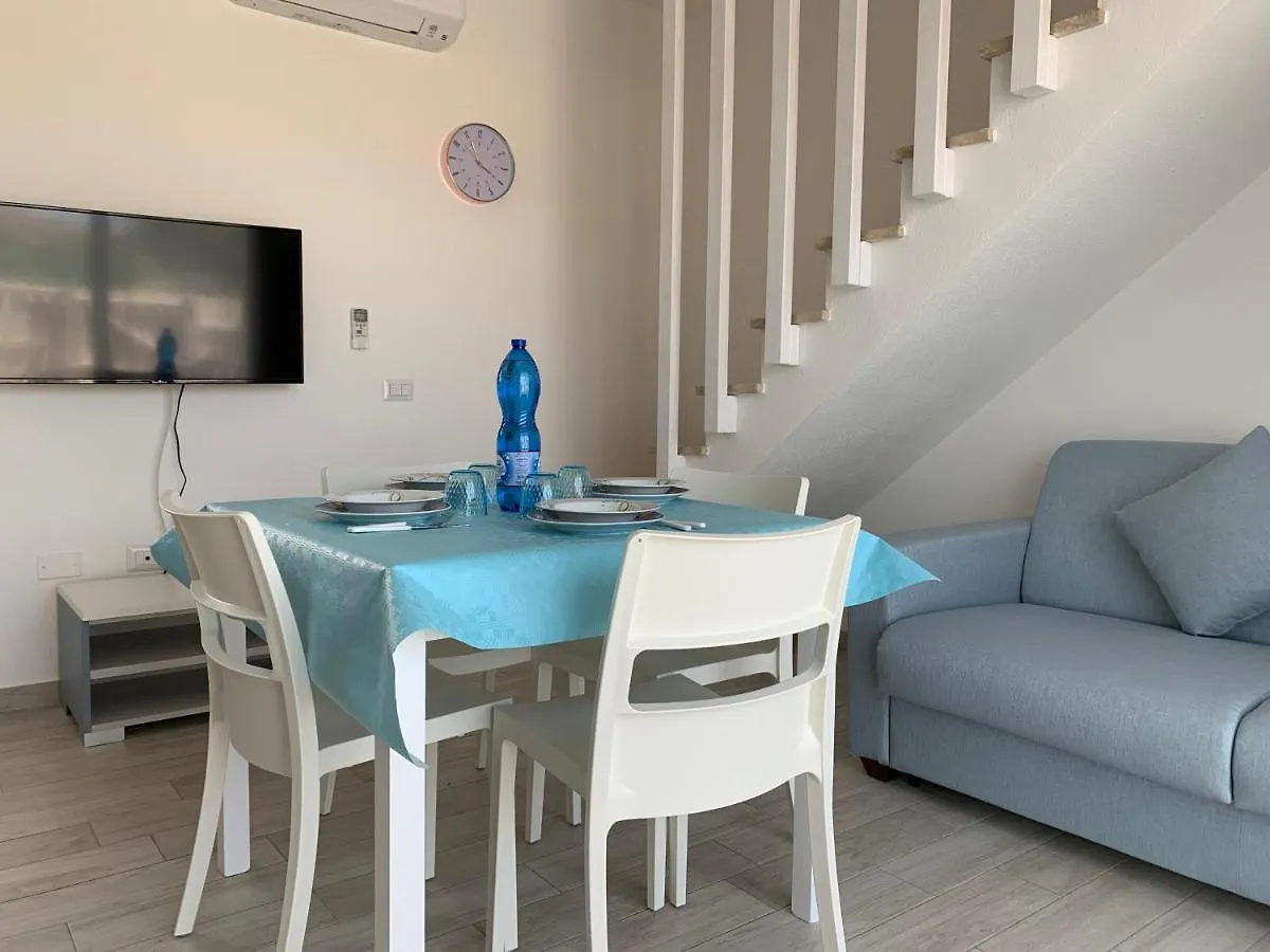 Casa vacanze Le ciliegie: appartamento moderno Isola Rossa Italia